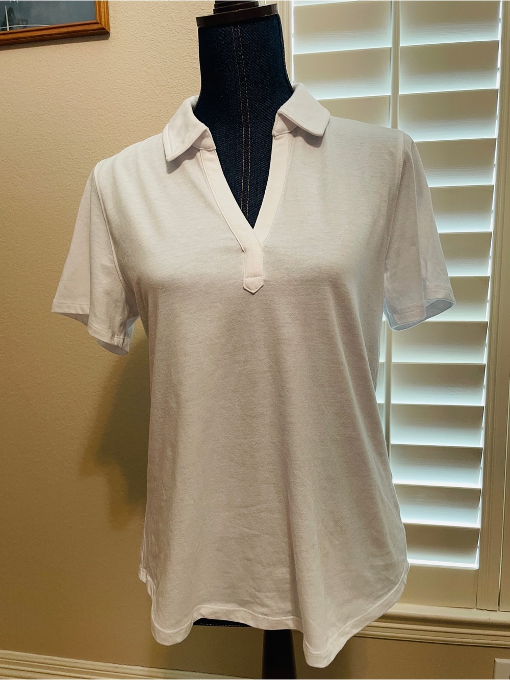 NWT Style & Co Classic Women’s White Polo V-Neck Top